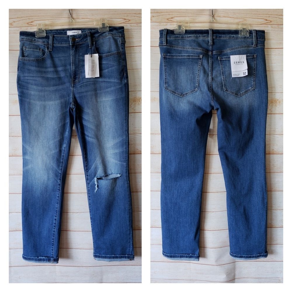 CEROS Mid Rise Ankle Slim Straight Leg Jeans in Medium Blue